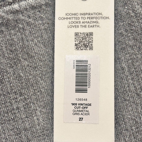 Aritzia Denim Forum 90s Vintage Cut-off Denim Short - Picture 9 of 11